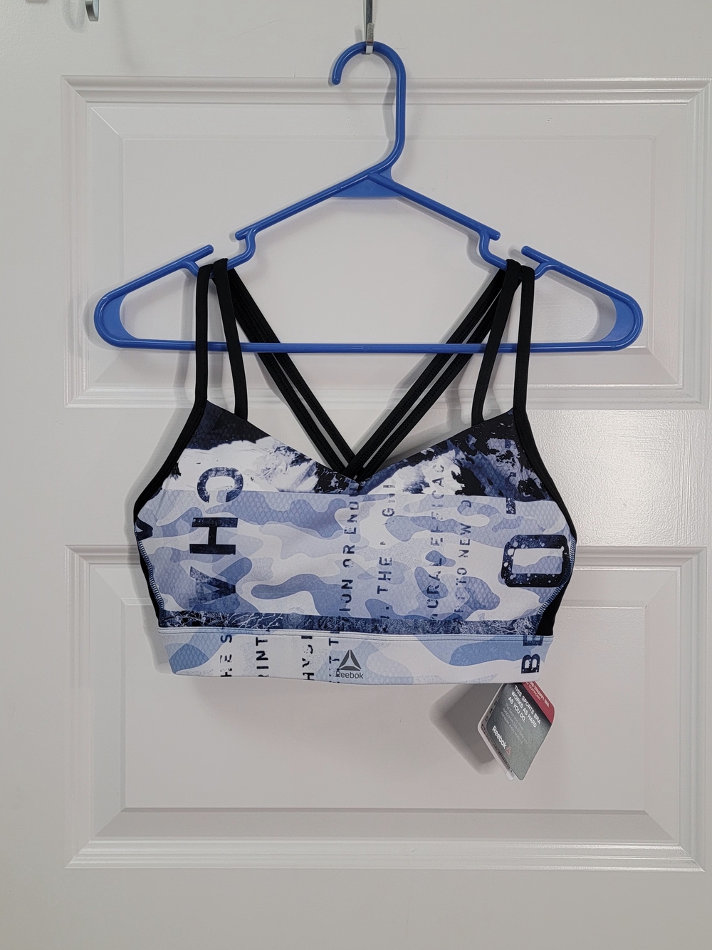 Reebok OS Hero Strappy Sports Bra Size Medium Blue NWT